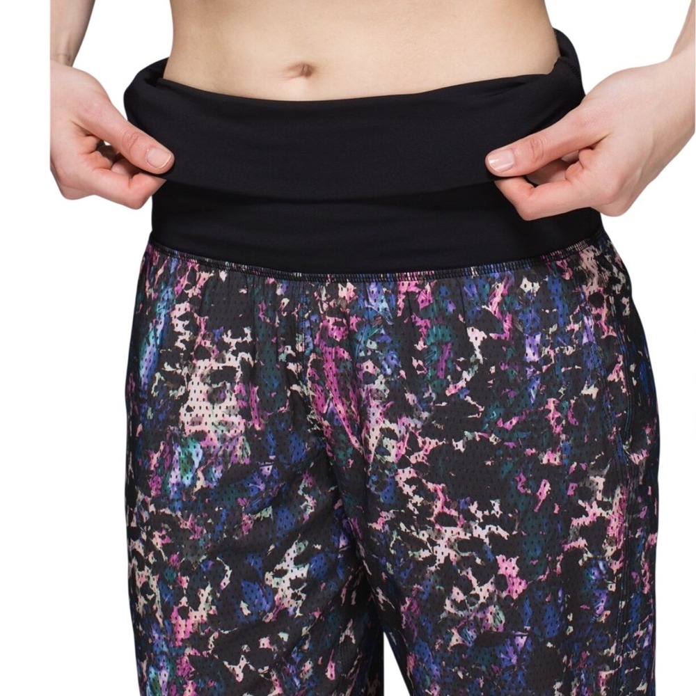 Lululemon Align Crop Pants Size 6 Multi Color‎ Abstract Mesh Yoga Athleis